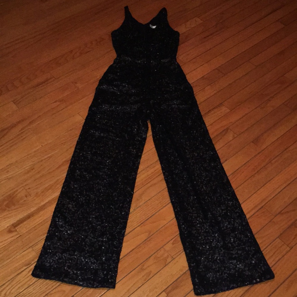 DRESS THE POPULATION BLACK SEQUINED NWOT JUMPSUIT SIZE SMALL - Picture 3 of 11